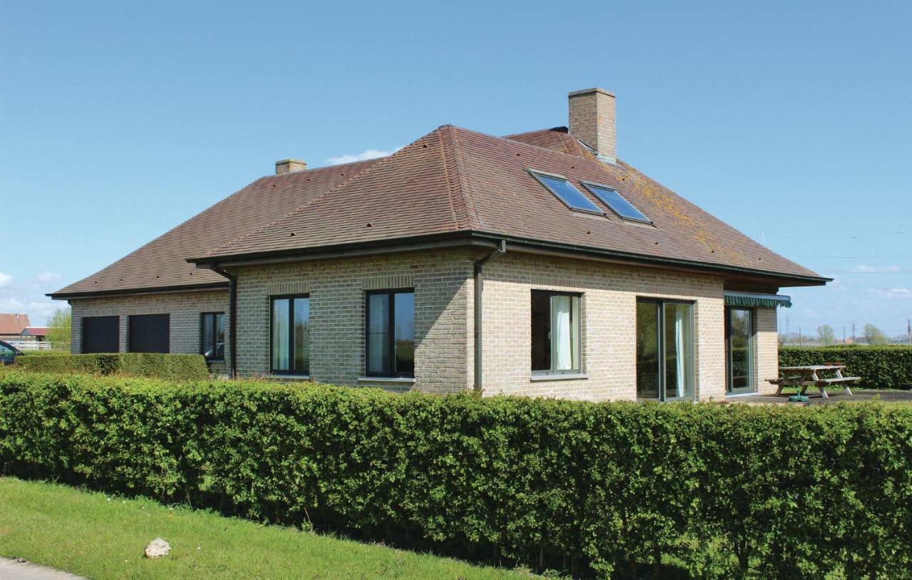 Beautiful Home In Diksmuide With Wifi Exterior photo